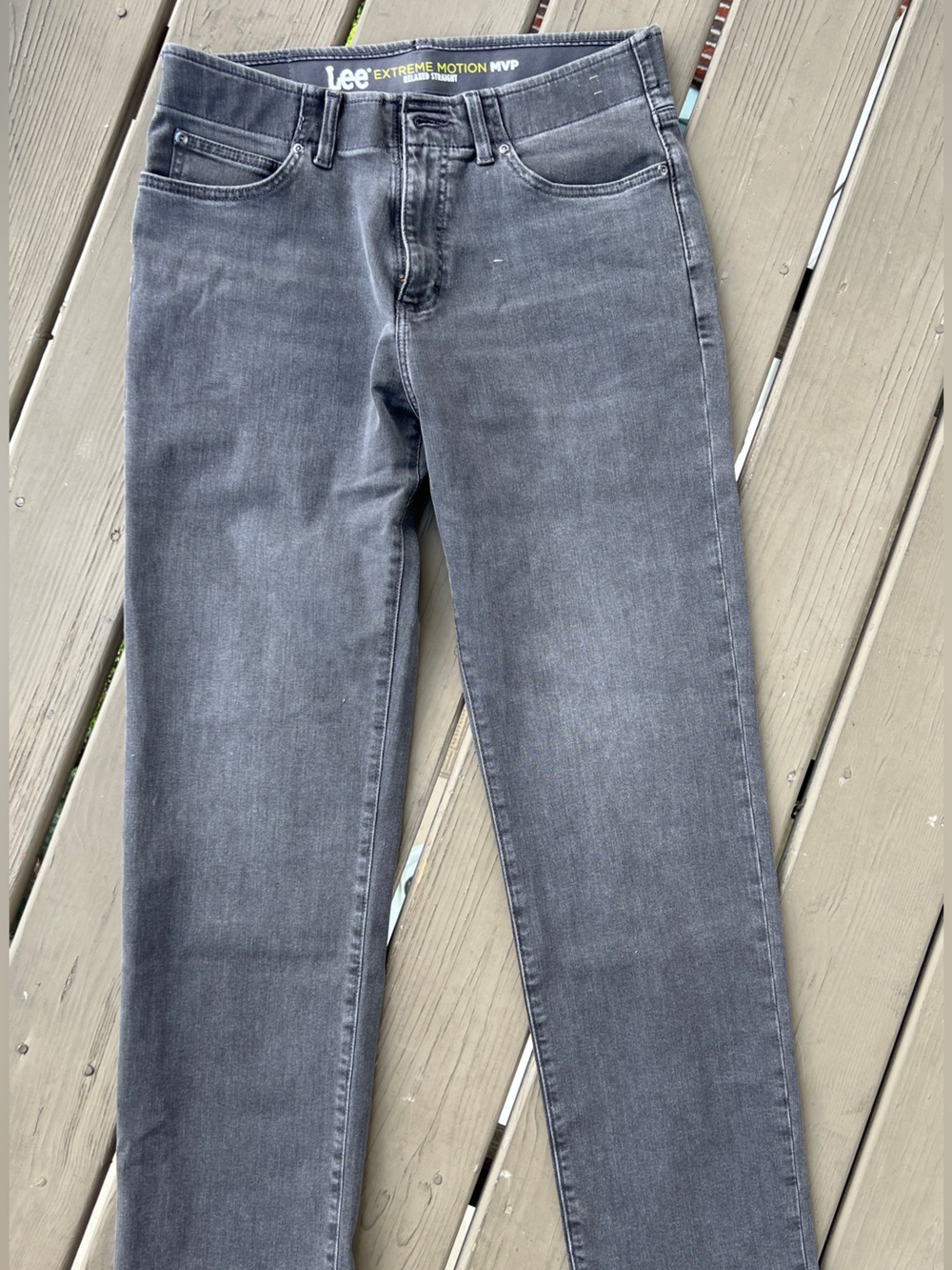 Lee Extreme Motion MVP Relaxed Straight Jeans in Gray